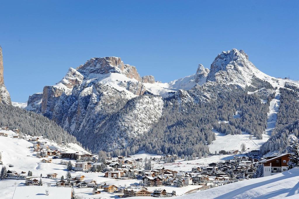 Chalet Elisabeth Dolomites Alpin & Charme Hotel Selva di Val Gardena Exterior photo